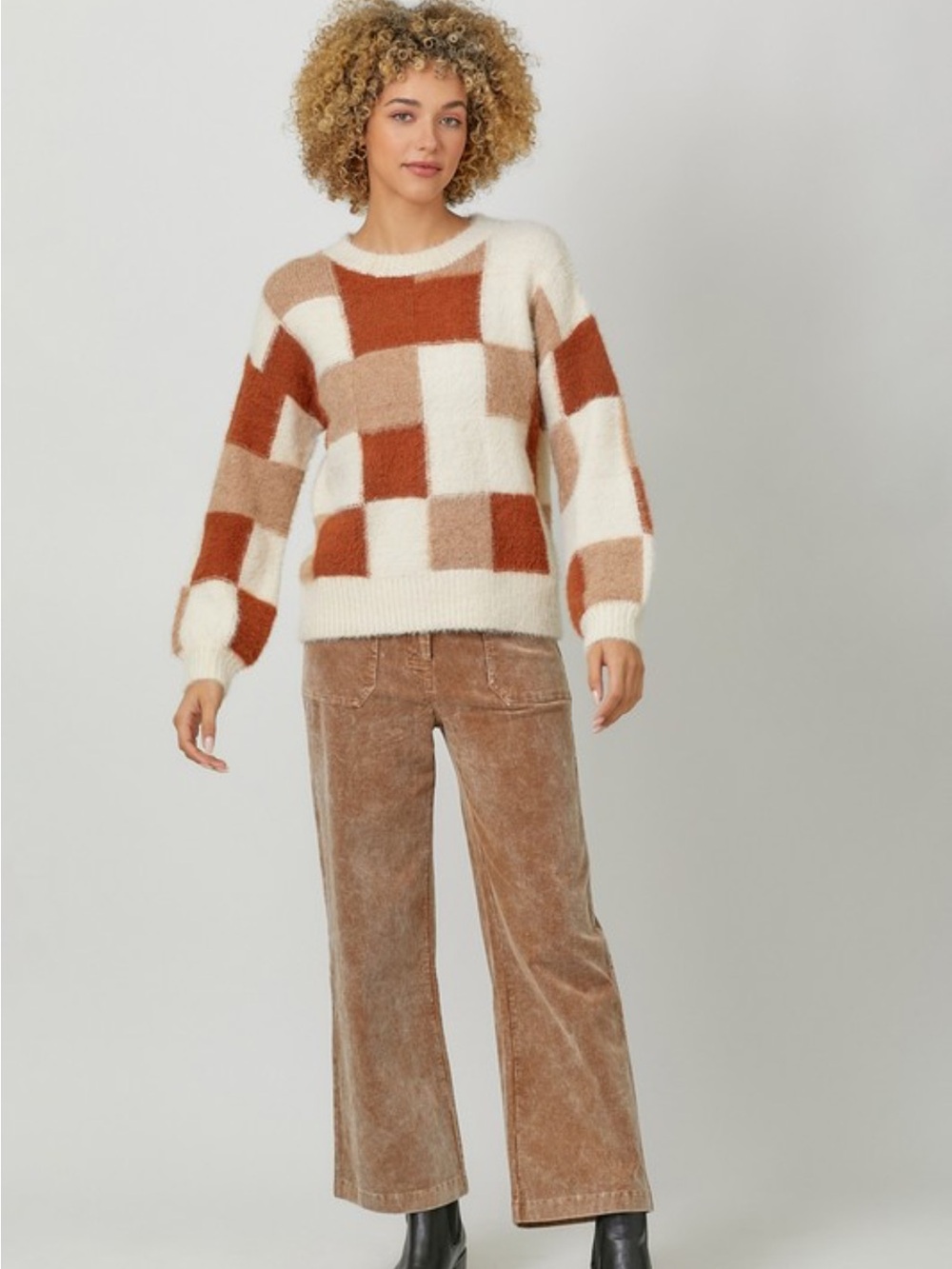 Checkered Pullover Sweater - Picture 7 of 7